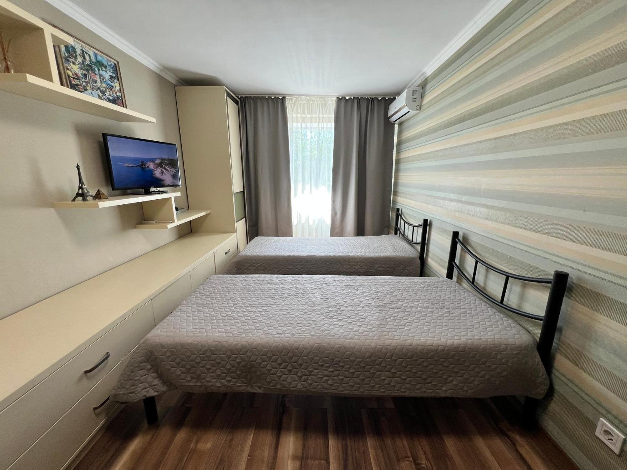 Seven Hotel Vyshneve Exterior photo